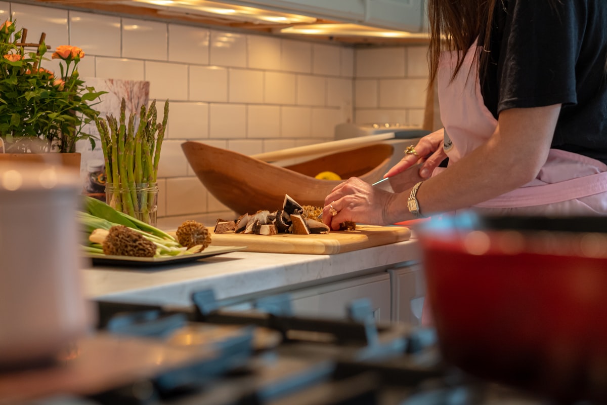 Macronutrient balance in meal planning
